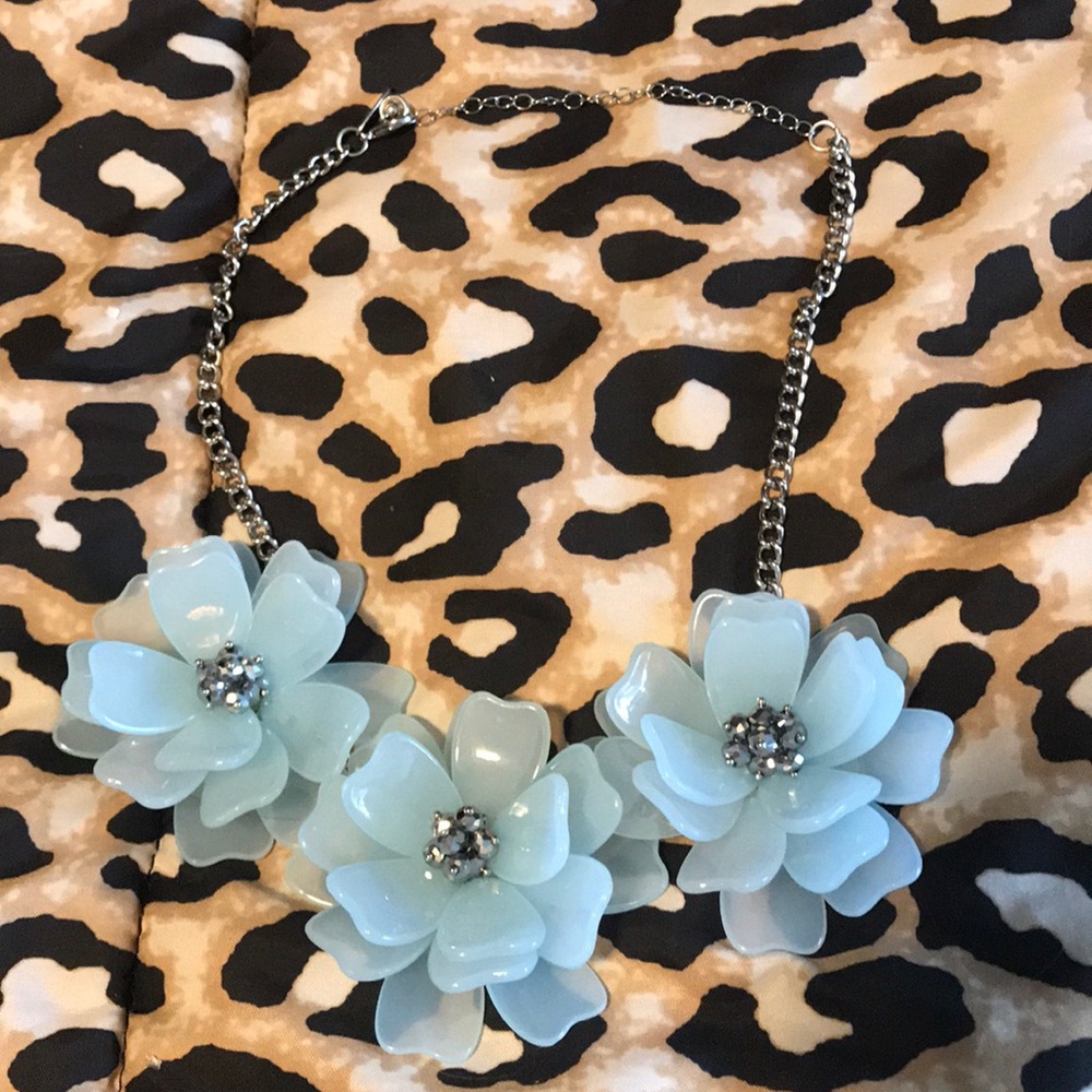 Light blue flower necklace